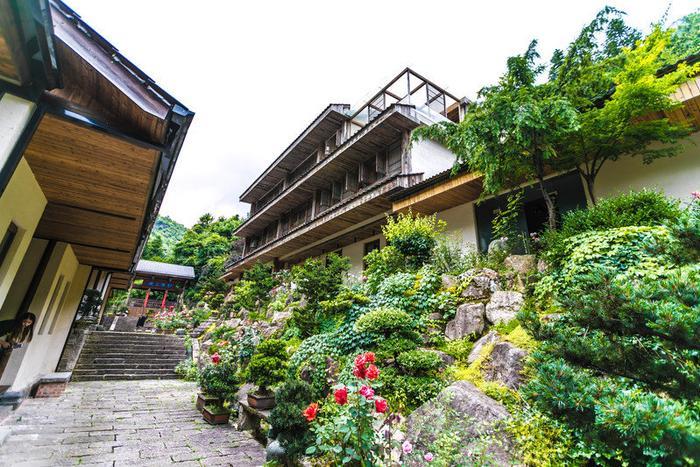 住在临安三渡里，从悬崖漂流到龙井峡漂流，来自夏天的凉爽