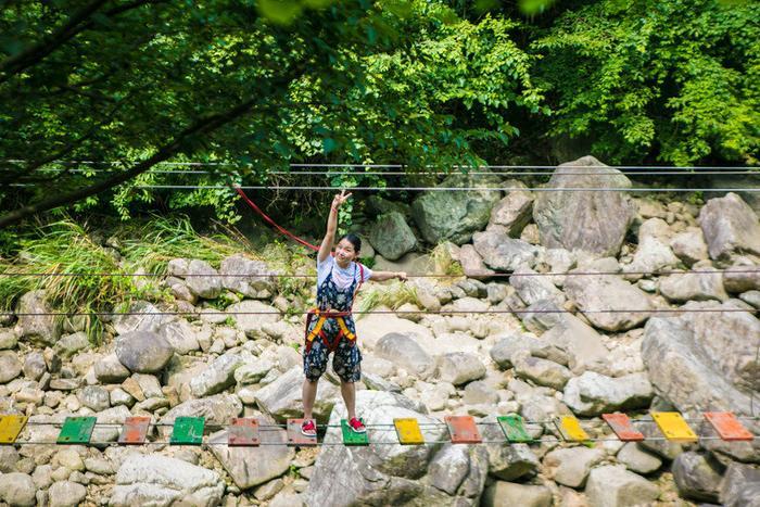 住在临安三渡里，从悬崖漂流到龙井峡漂流，来自夏天的凉爽