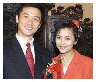 黄志忠：被陈道明提拔，抛妻弃子只为情人，今50岁现状如何？