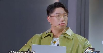 ​德云社烧饼带队演出，与师弟王九龙搭档，引起网友热议